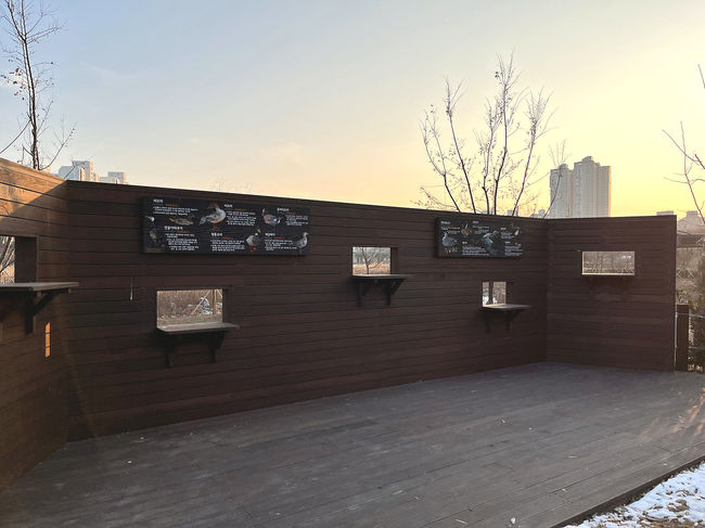 양천구, 안양천 철새보호구역 내 설치된 조류관찰대