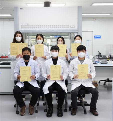 보건환경연구원 정도관리검증서 수여 사진