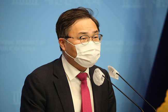 홍석준 의원(국민의힘, 대구 달서구갑)이 `고용보험법` 개정안을 2월 24일 대표발의했다.