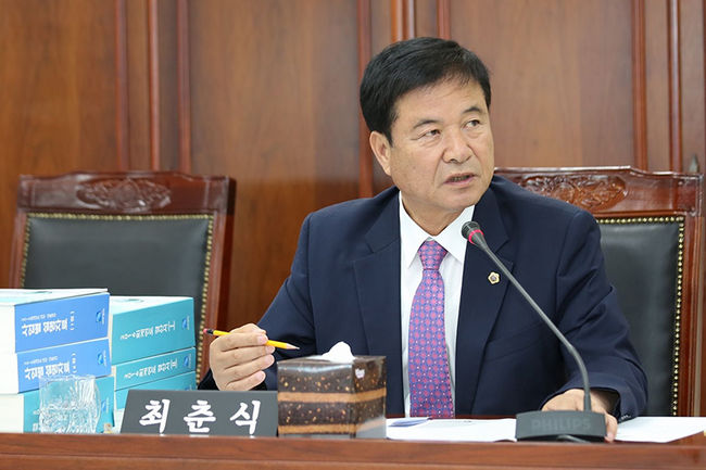 최춘식 의원이 `도시철도 혼잡과밀대책법`을 20일 국회에 제출했다.