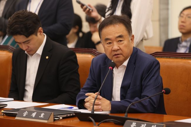더불어민주당 송재호 의원(제주시 갑 · 행안위)