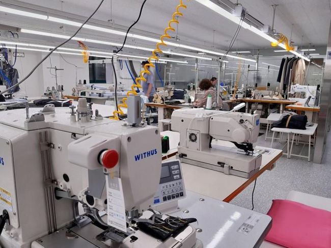 관악구 소공인 의류봉제 협업센터 모습