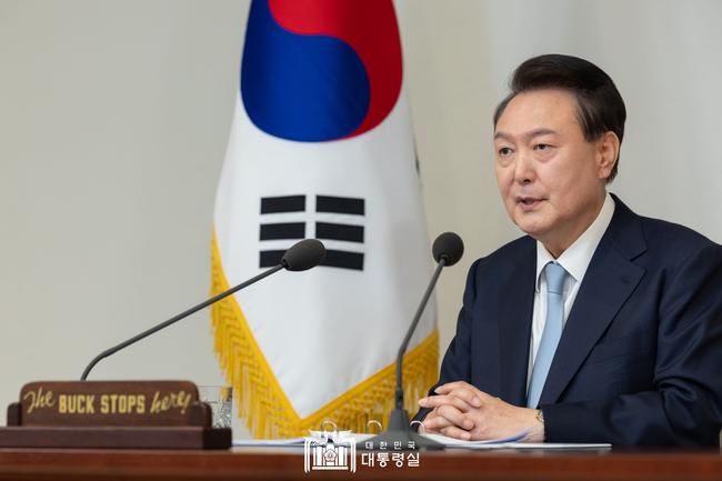 윤석열 대통령이 8월29일 용산 대통령실 브리핑룸에서 국정브리핑을 하고 있다.