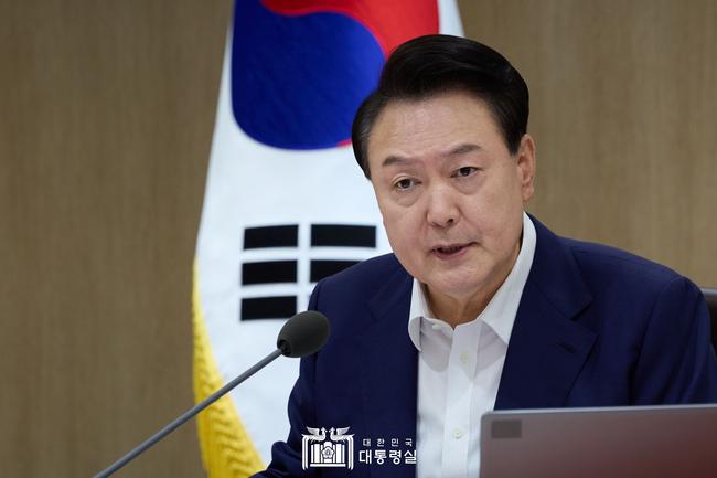 윤석열 대통령은 27일 오전 용산 대통령실에서 열린 제37회 국무회의 마무리 발언에서