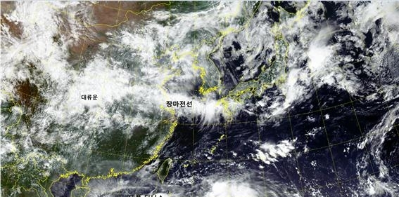 기상청은 과학기술정보통신부, 한국항공우주연구원과 공동으로 개발한 천리안위성 2A호의 정식서비스를 25일부터 시작한다고 밝혔다. 태풍 다나스 관측영상. (사진 = 기상청 제공)