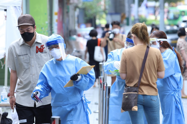 10일 0시 기준 코로나 신규 확진자는 1892명이다.