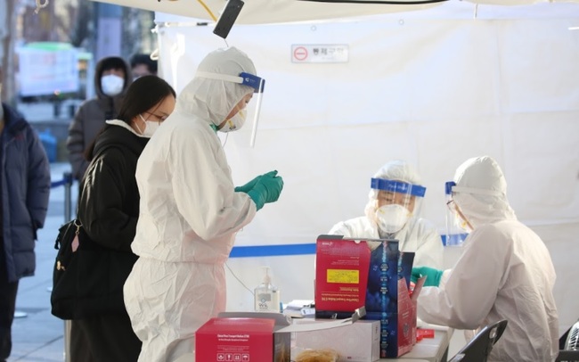 12일 0시 기준 코로나 신규 확진자는 1347명이다.