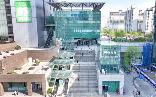 청량리 민자 역사 전경