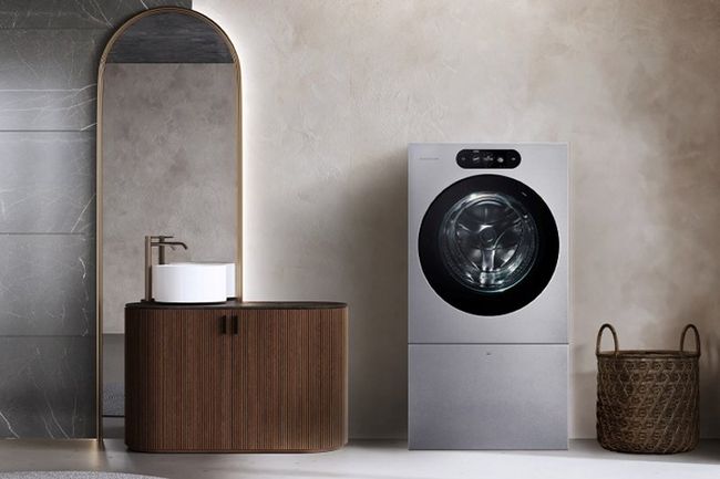 LG전자가 세탁부터 건조까지 한 번에 끝내는 `꿈의 가전` LG 시그니처(LG SIGNATURE) 세탁건조기를 22일부터 판매한다.