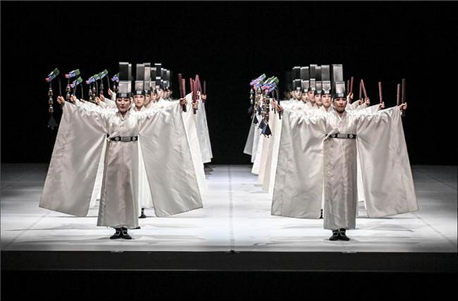 `일무` 공연 사진