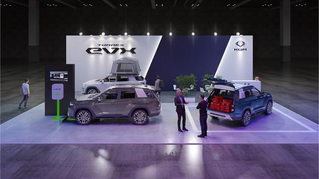 KG 모빌리티(KGM)가 전기차 올림픽이라고 불리는 세계 최대 규모의 전기차 행사에서 자기 공명 방식의 전기차 무선충전기술 등을 시연하며 미래 모빌리티 핵심 역량을 강화한다고 22일 밝혔다.